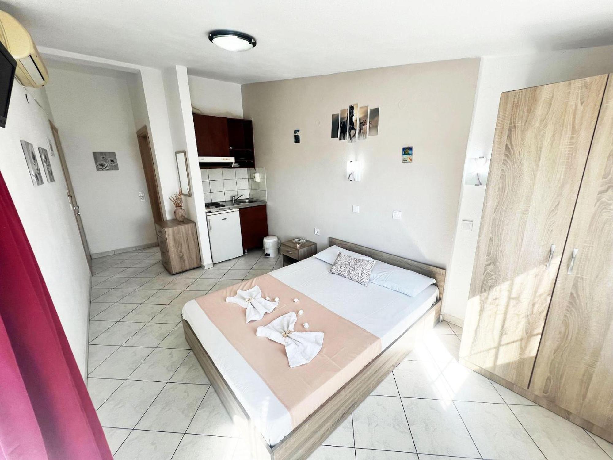 Katerina Studios Limenaria  Luaran gambar